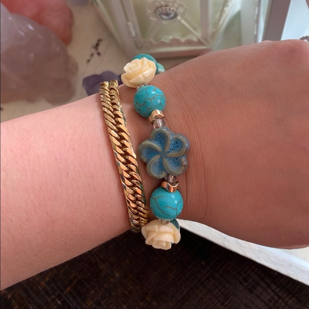 torquise with glass decorative flower beads